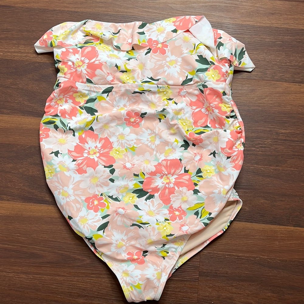 Isabel maternity, womens one piece swimsuit, floral, large, XL, XXL, padded, NWT